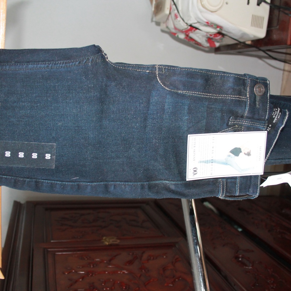 NEW Abercombie Jeans Size 00/24
